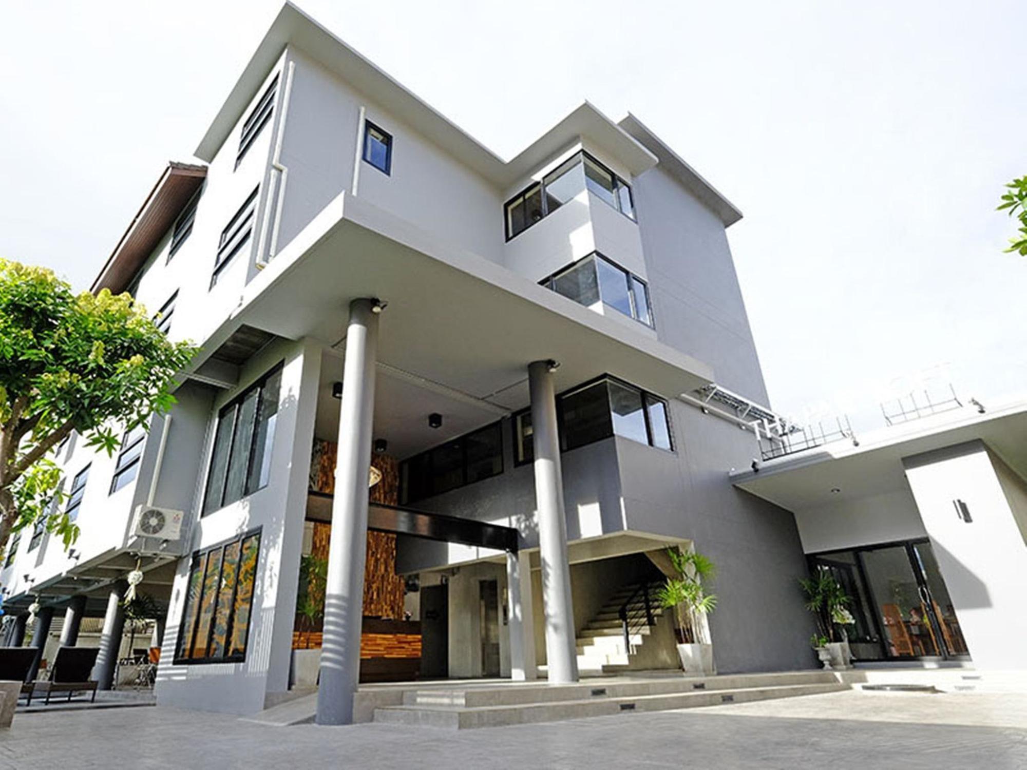 Thapae Loft Chiang Mai Exterior foto