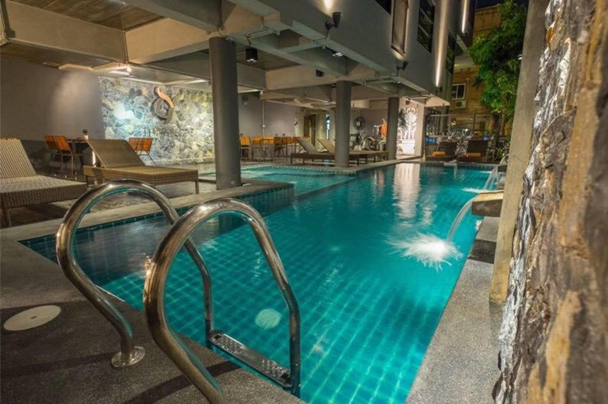 Thapae Loft Chiang Mai Exterior foto